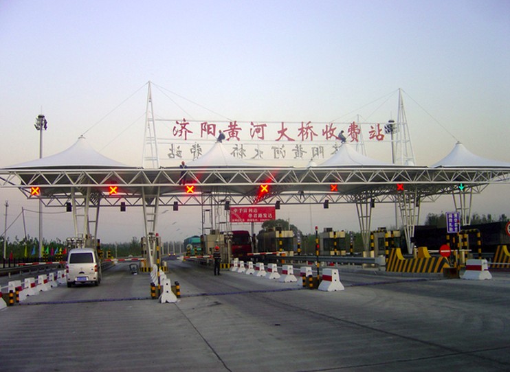 充氣游泳館